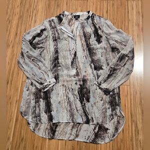 NWOT Mossimo Chic Top